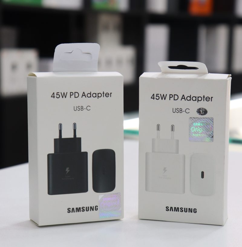 SAMSUNG 45W PD Adapter USB-C